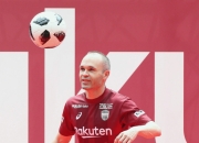 巴塞罗那训练开放日，窗口期绝杀压哨引欢呼，欧冠在即，医务组通报恢复(巴塞罗那客场3比2绝杀皇马)