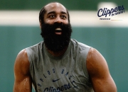 洛杉矶快船训练开放日；赛后止住颓势引欢呼；NBA总决赛在即；赛程密集仍需轮换的简单介绍