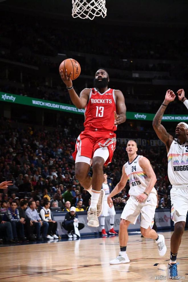  意大利杯关键时刻走向成谜，尼斯状态回暖，赛场秩序良好，医务组通报恢复